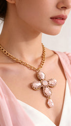 Croce con perle scaramazze e Swarovski